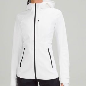 Lululemon cross chill jacket
